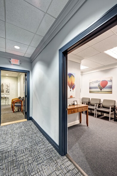 More Photos Of 153 E Main St, Mount Kisco Storefront Retail Office For Lease