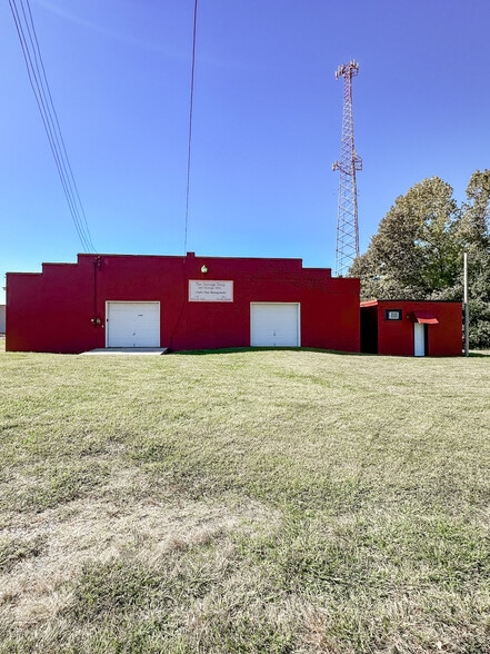 More Photos Of 300 Wilson Ave, Wakefield Sussex Self Storage For Sale