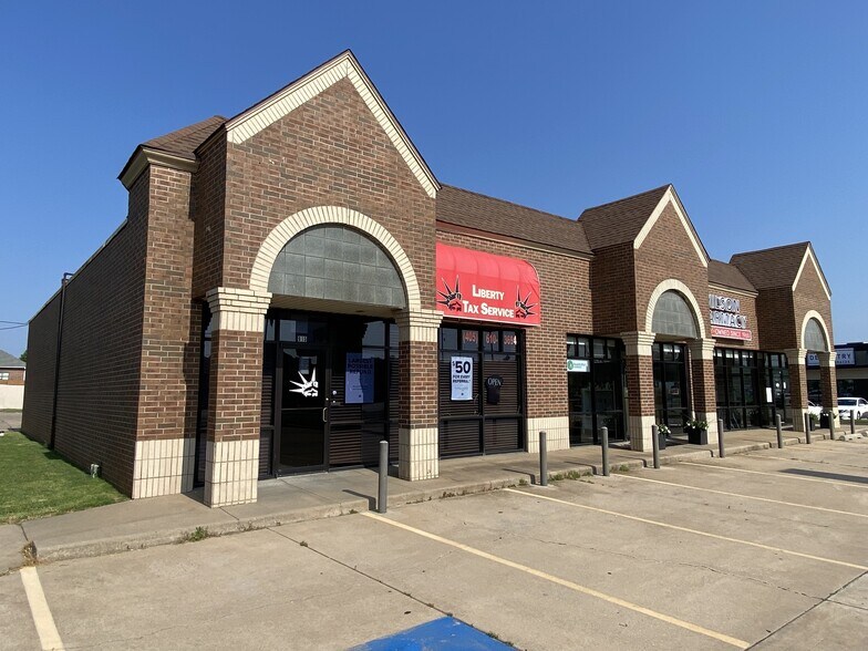 More Photos Of 909-915 S Air Depot Blvd, Midwest City Freestanding For Lease