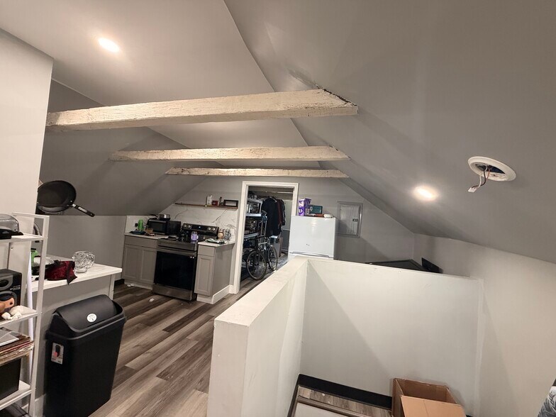 More Photos Of 26 Child St, Warren Apartments For Sale