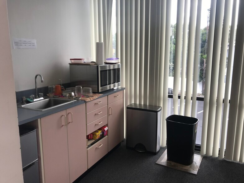 More Photos Of 545 Island Rd, Ramsey Medical For Lease