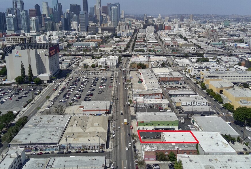 More Photos Of 2120 S Main St, Los Angeles Warehouse For Lease