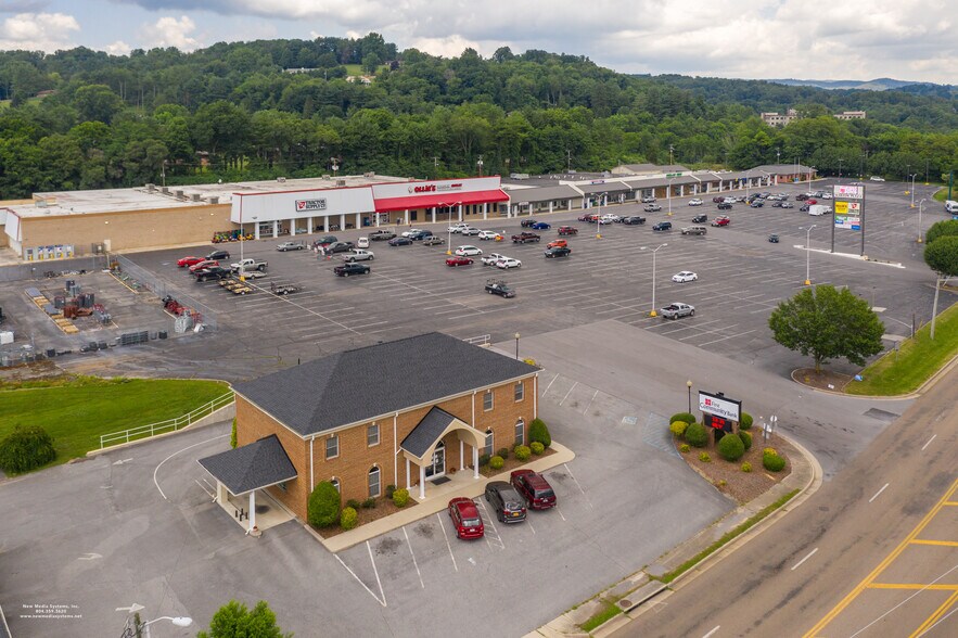 More Photos Of 1149 N Main St, Marion Unknown For Lease