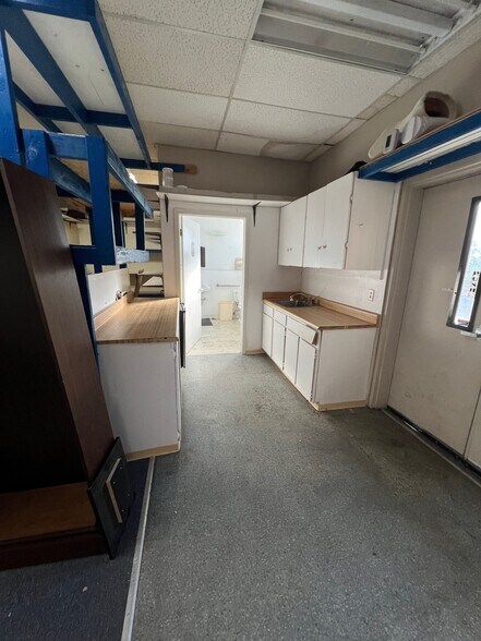 More Photos Of 900 4th St, Santa Rosa General Retail For Lease