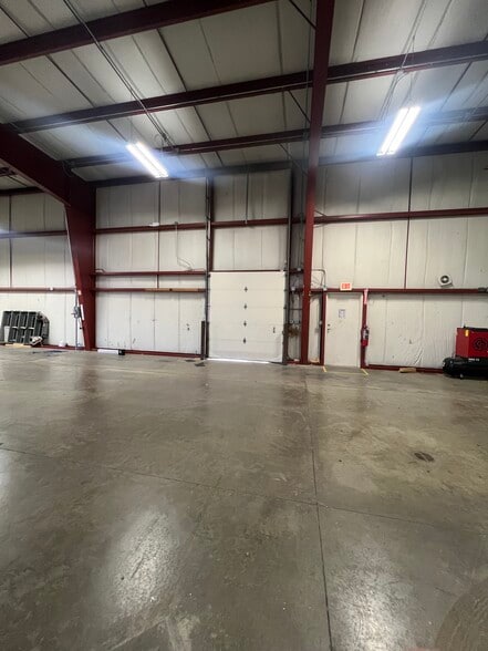 More Photos Of 1103 Martin Luther King Jr Dr, Bloomington Warehouse For Lease