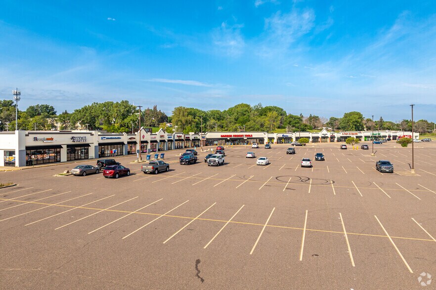 More Photos Of 1201 Robert St S, West Saint Paul Unknown For Lease