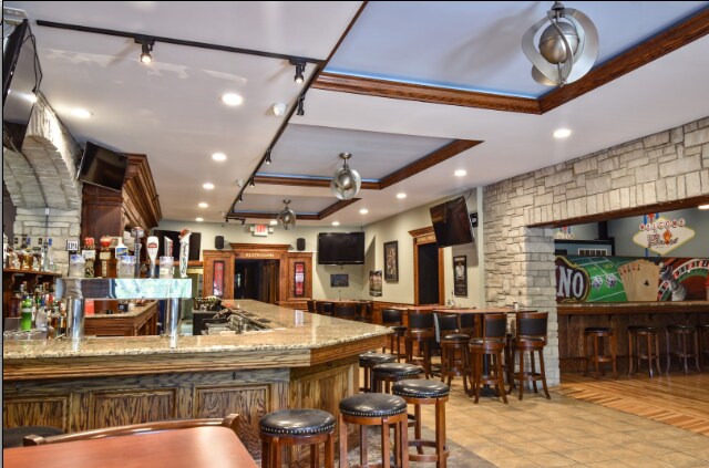 More Photos Of 152 E Main St, Dwight Bar For Sale