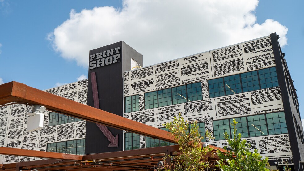 Primary Photo Of 2509 N Miami Ave, Miami Loft Creative Space For Lease