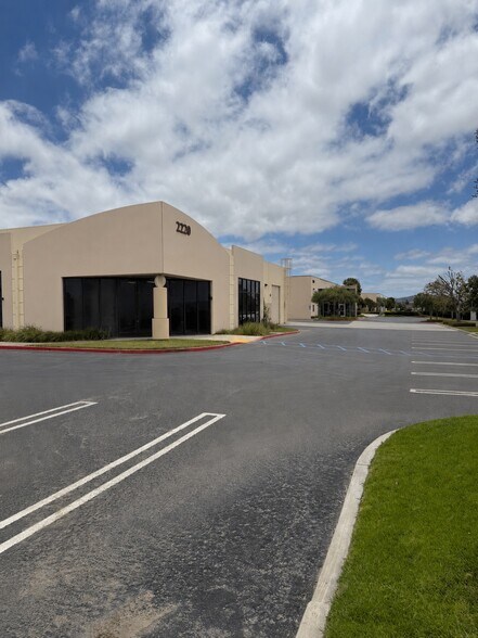 More Photos Of 2220 A St, Santa Maria Warehouse For Lease