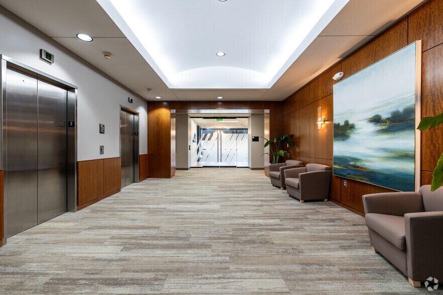 More Photos Of 12980 Foster St, Overland Park Office For Lease