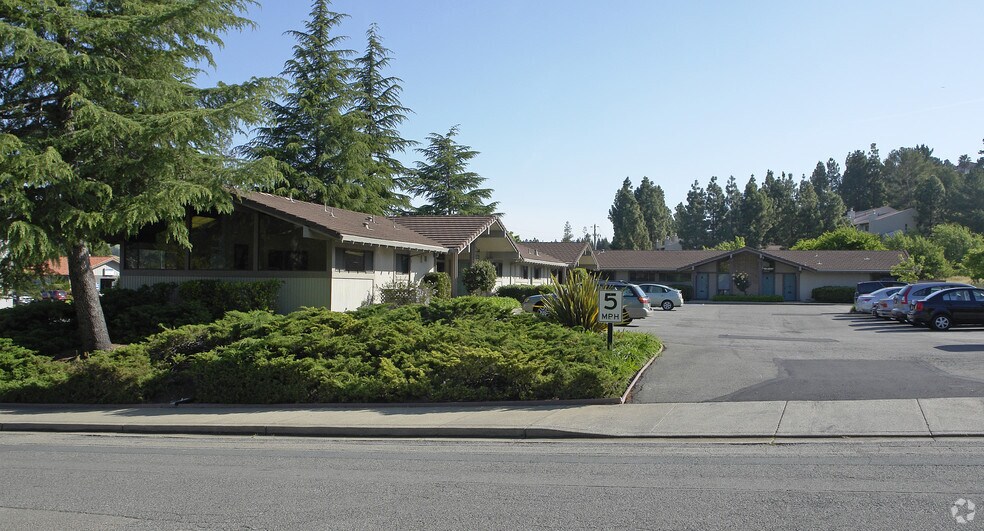 More Photos Of 1001 Country Club Dr, Moraga Medical For Lease