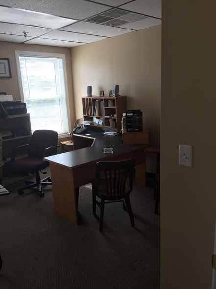 More Photos Of 60 Pine St, Methuen Light Manufacturing For Lease