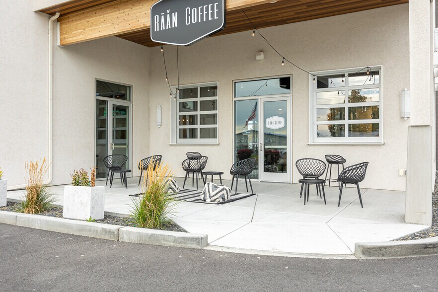 More Photos Of 9425 Sandifur Pky, Pasco Office For Sale