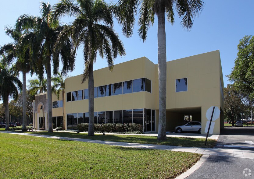 More Photos Of 399 NW 2nd Ave, Boca Raton Office For Lease