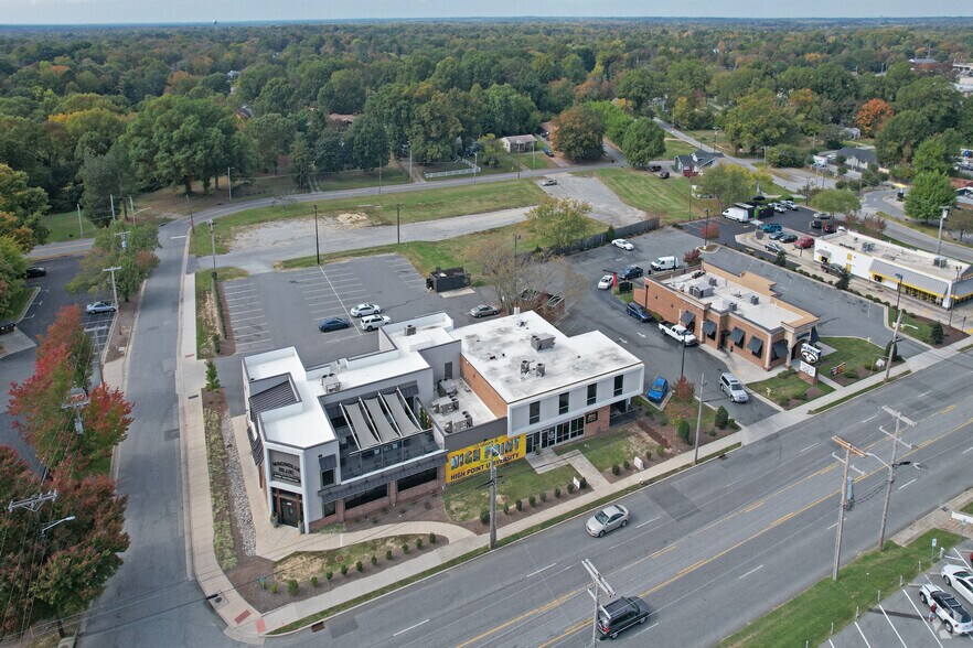 More Photos Of 1807-1813 N Main St, High Point Storefront For Sale