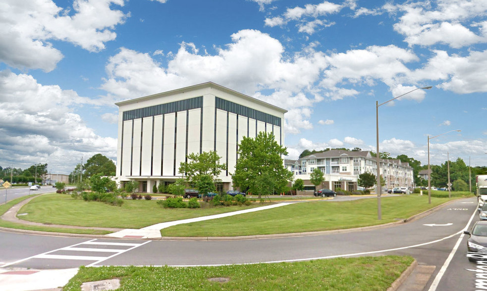 Primary Photo Of 1300 Diamond Springs Rd, Virginia Beach Office For Lease