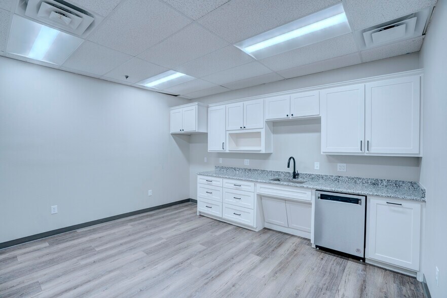 More Photos Of 3492 Long Prairie Rd, Flower Mound Office Residential For Lease