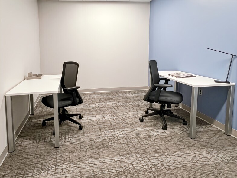 More Photos Of 5904 Richmond Hwy, Alexandria Coworking Space