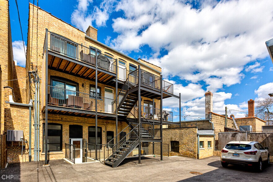 More Photos Of 6710-6712 N Northwest Hwy, Chicago Apartments For Sale