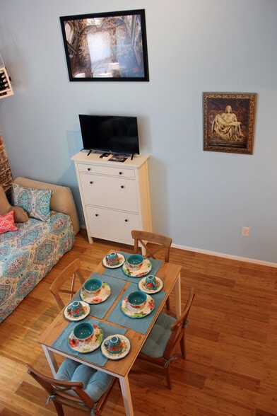 More Photos Of 2223 Guinotte Ave, Kansas City Warehouse For Sale