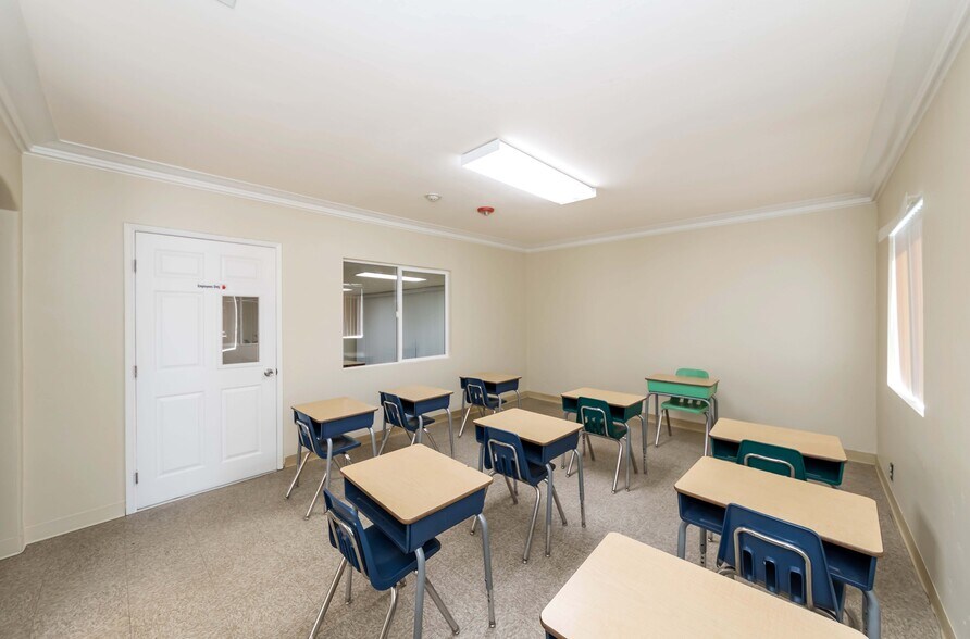 More Photos Of 1555 W Commonwealth Ave, Fullerton Office For Lease