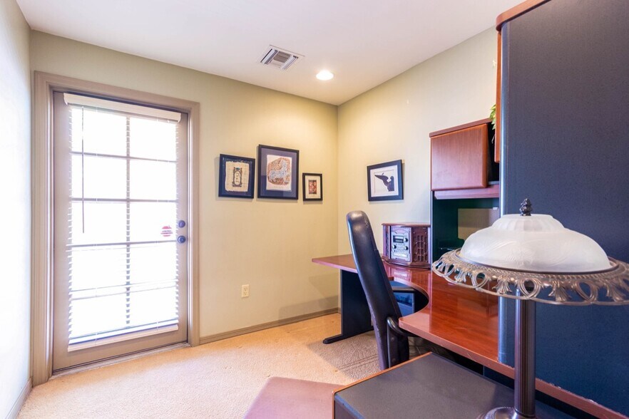 More Photos Of 207 E Monterey Way, Phoenix Office Residential For Sale