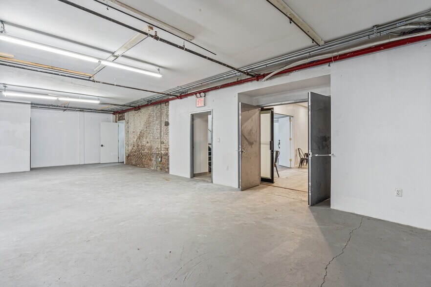 More Photos Of 223-227 Grand St, New York Storefront Retail Residential For Lease