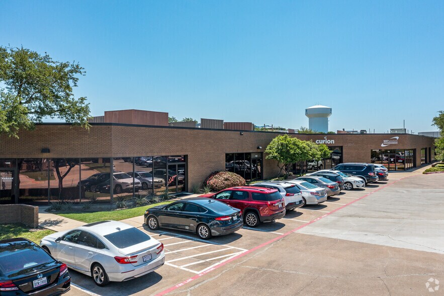 More Photos Of 1600 Corporate Ct, Irving Research And Development For Lease