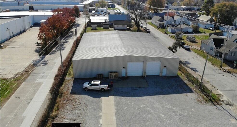More Photos Of 1401 N Evans Ave, Evansville Unknown For Lease
