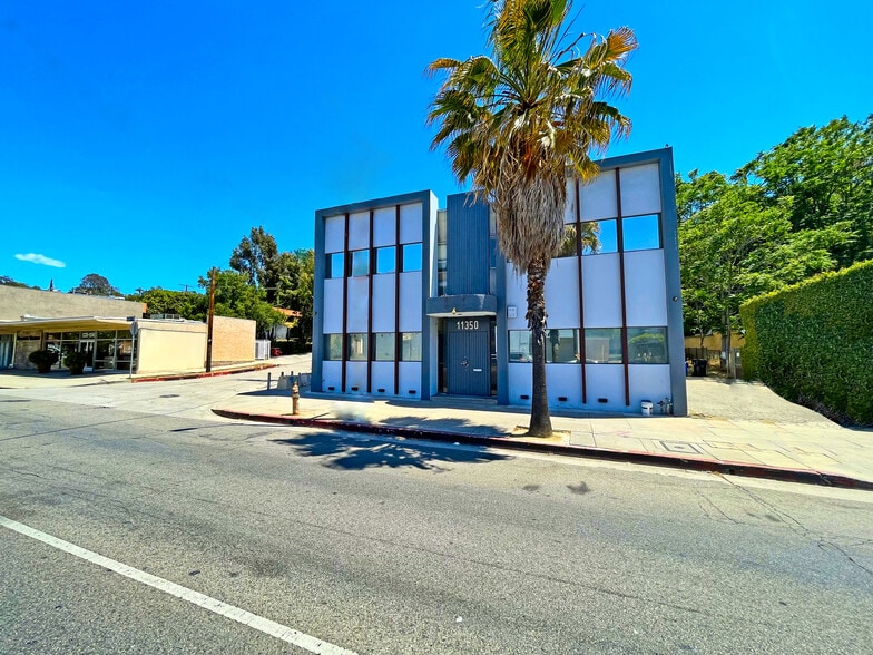 Primary Photo Of 11350 Ventura Blvd, Studio City Office For Lease