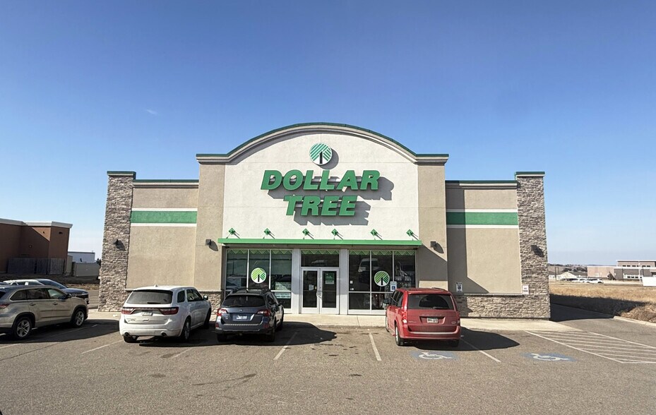 More Photos Of 1910 Eastgate Ave, Pierre Freestanding For Lease