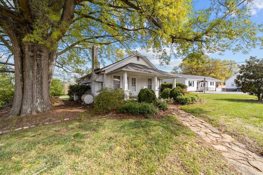 More Photos Of 313 E King St, King Land For Sale