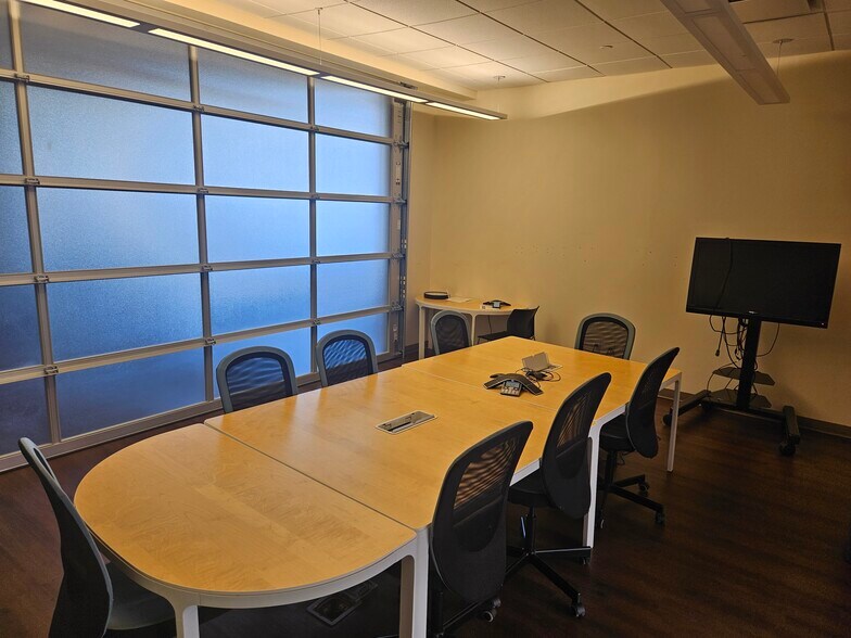 More Photos Of 10690 Del Mar Pky, Aurora Unknown For Lease