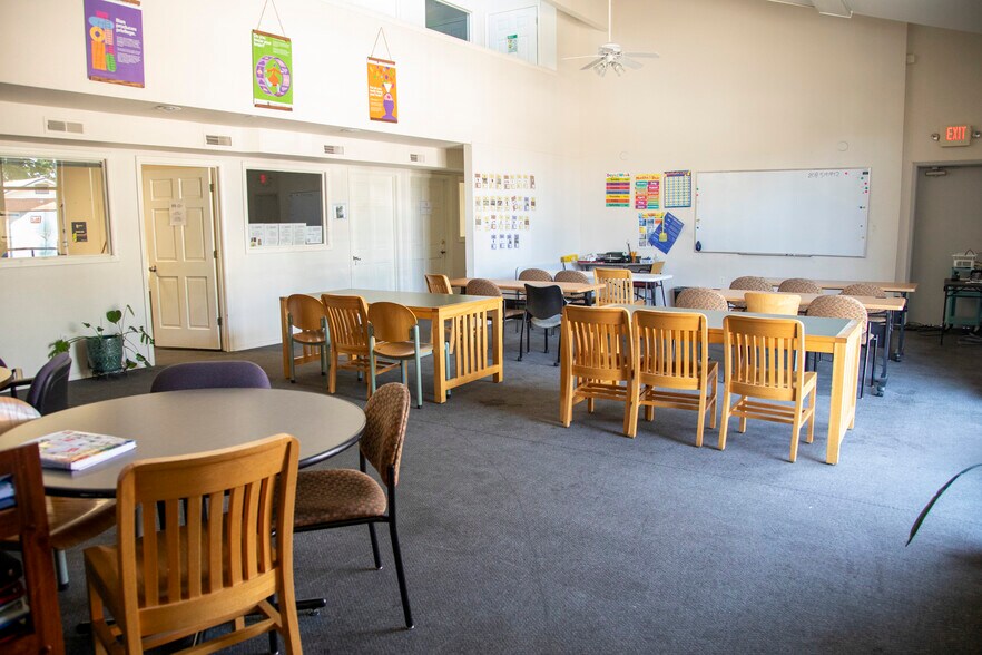 More Photos Of 5371 & 5383 West Franklin Road, Boise General Retail For Lease