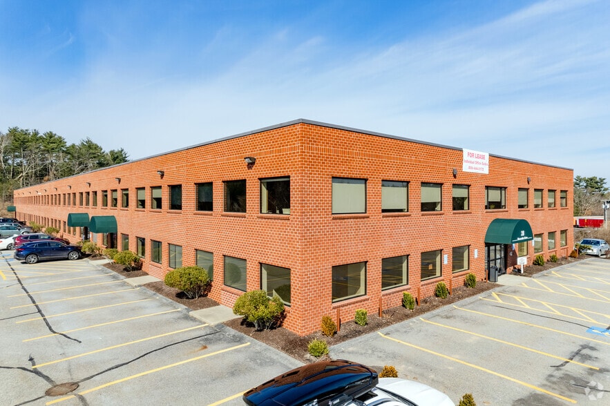 More Photos Of 28 Riverside Dr, Pembroke Research And Development For Lease