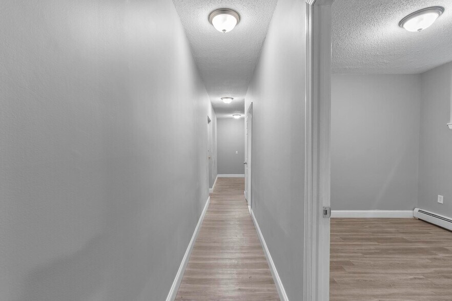 More Photos Of 36 Huntington St, Hartford Apartments For Sale