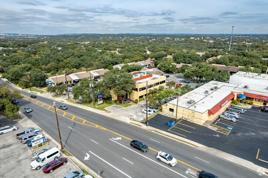 More Photos Of 10918 Vance Jackson Rd, San Antonio Medical For Lease