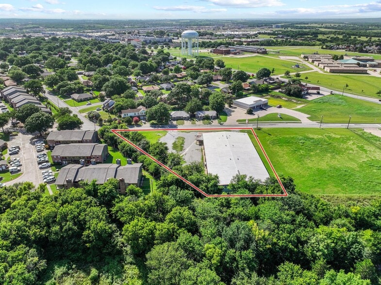 More Photos Of 3100 Versaille Dr, Sherman Skating Rink For Sale
