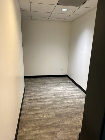 More Photos Of 118 N State College Blvd, Fullerton Medical For Lease