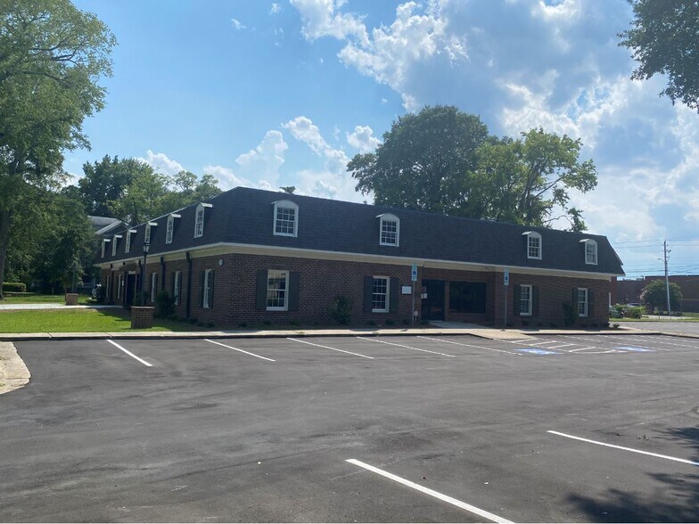 More Photos Of 310 Dick St, Fayetteville Office For Lease