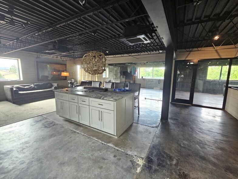 More Photos Of 1129 Baldwin St, Chattanooga Light Manufacturing For Sale