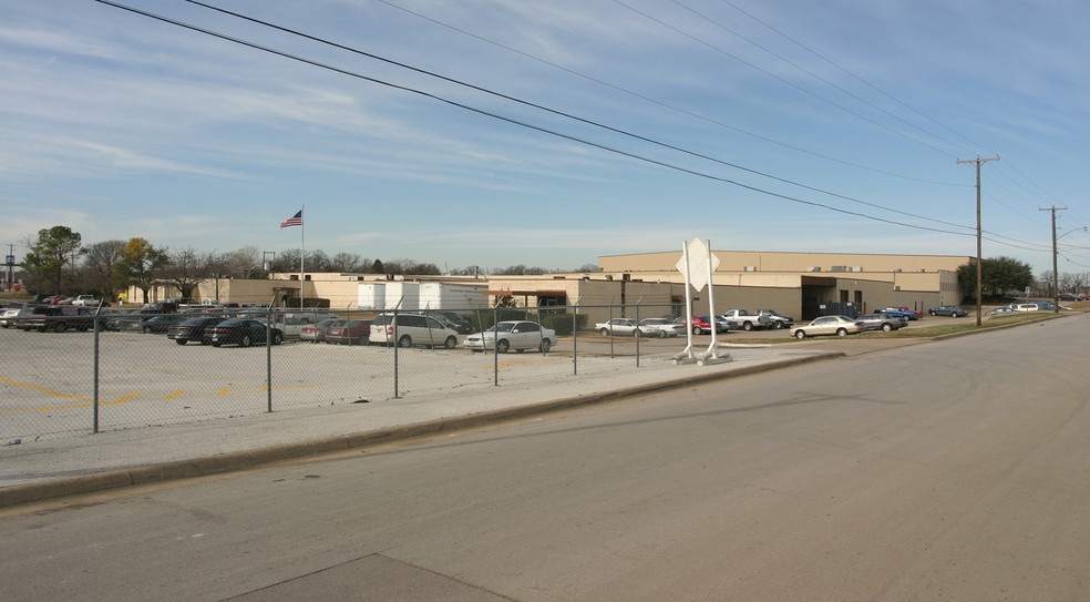Primary Photo Of 4301 Mansfield Hwy, Fort Worth Warehouse For Lease