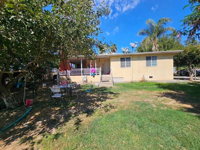 More Photos Of 14398 Avenue 88, Pixley Multifamily For Sale