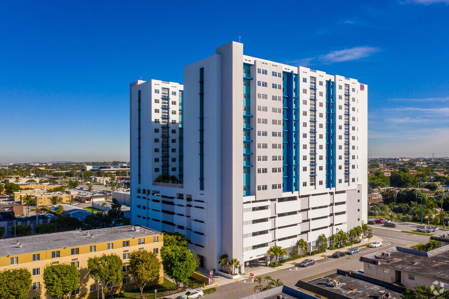 More Photos Of 400 SW 107th Ave, Miami Apartments For Lease