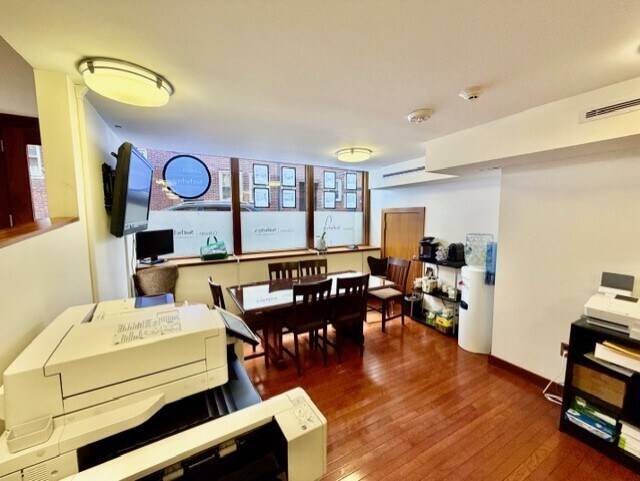 More Photos Of 2 Baldwin Pl, Boston Storefront Retail Residential For Lease