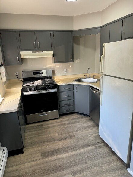 More Photos Of 3800 Elmerton Ave, Harrisburg Apartments For Sale