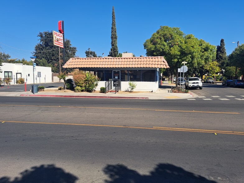 More Photos Of 555 E Olive Ave, Fresno Fast Food For Sale