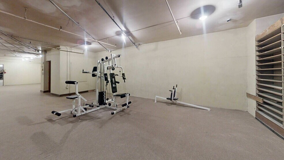 More Photos Of 1237 Broadway, Columbus Storefront For Sale