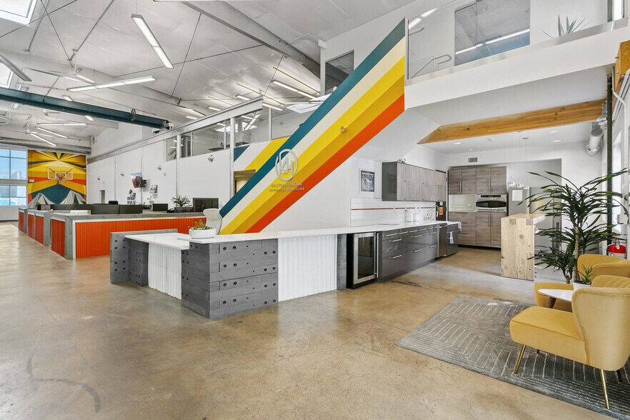 More Photos Of 2245 Curtis St, Denver Loft Creative Space For Lease