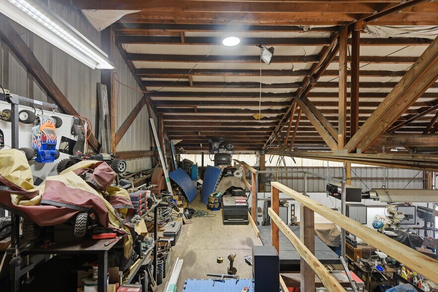 More Photos Of 55374 Rosa Rd, Bandon Manufacturing For Sale
